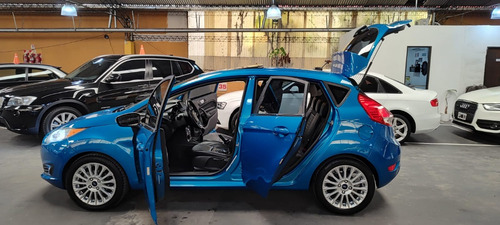 Ford Fista Titanium 1.6 Mt