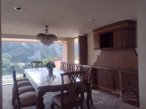 Casa En Venta En Bosques De Las Lomas, Cuajimalpa De Morelos.