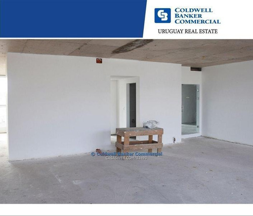 Oficina Ciudad Vieja Venta Alquiler