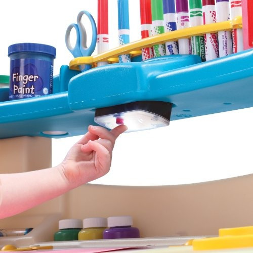 Escritorio Step2 Deluxe Art Master Kids