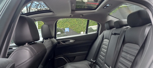 Alfa Romeo Giulia 2.0 280cv Veloce