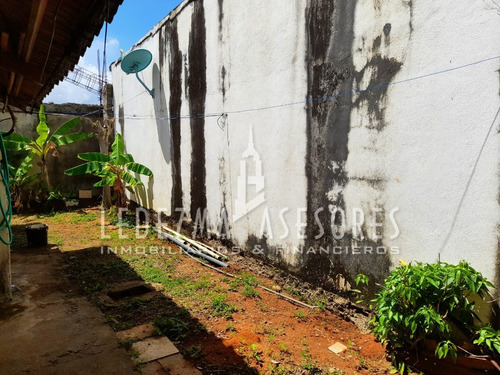 Imagen 9 de 11 de Ledezma Asesores Vende Casa En Villa Africana