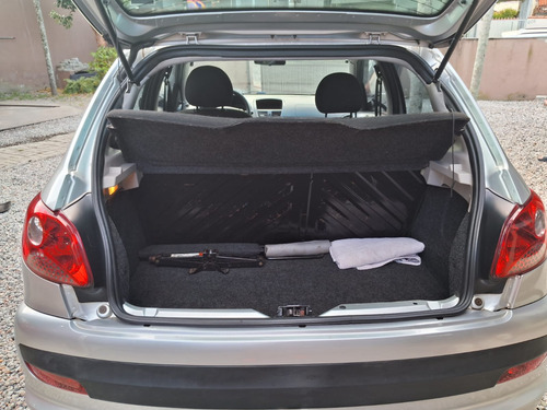 Peugeot 207 1.4 Xr Flex 5p