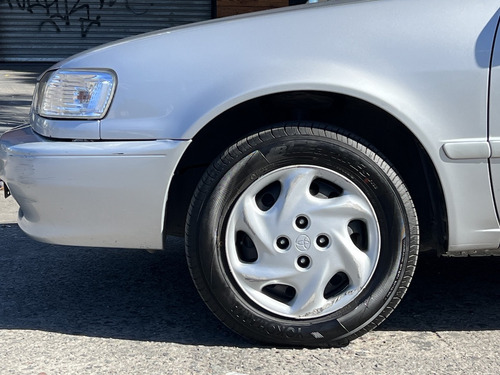 Toyota Corolla 1.8 Xei
