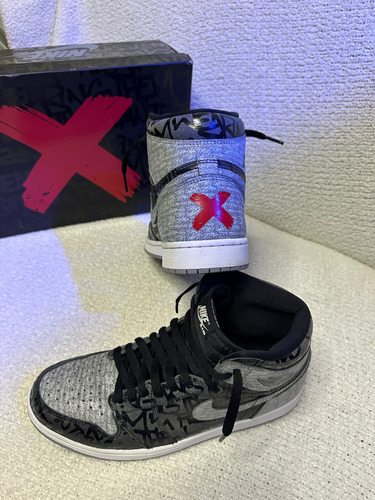 Tenis Jordan 1 Retro High Rebellionaire (28.5mx) (Usado)