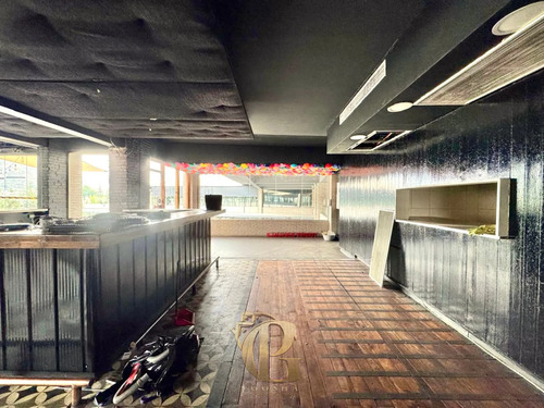 Rooftop Exclusivo Resto Bar En La Dehesa!