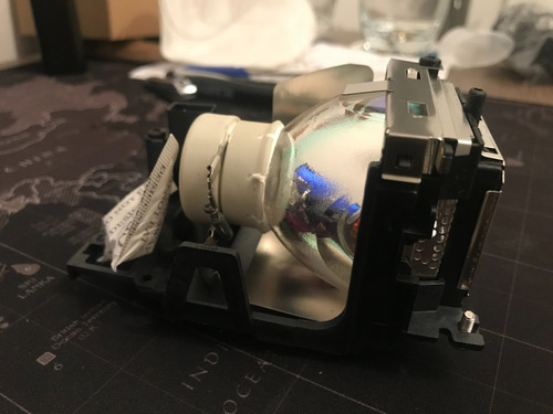 Imagen 4 de 6 de Lampara De Proyector