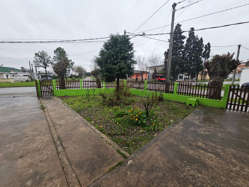 Excelente Casa Con Terreno Amplio