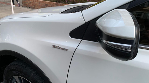 Toyota RAV4 2.0 Street