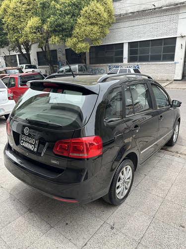 Volkswagen Suran 1.6 Highline 101cv Cuero