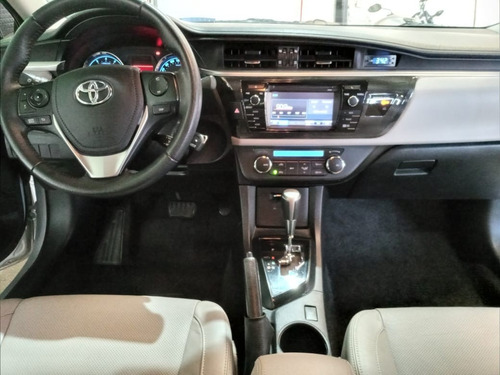 Imagem 12 de 15 de Toyota Corolla Xei 2.0 Prata 2015