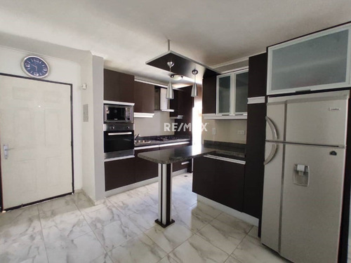 Imagen 3 de 10 de Apartamento Remodelado En Excelentes Condiciones En Conjunto Residencial Parque Canaima Iii.