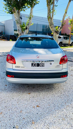 Peugeot 207 1.4 Sedan Xs