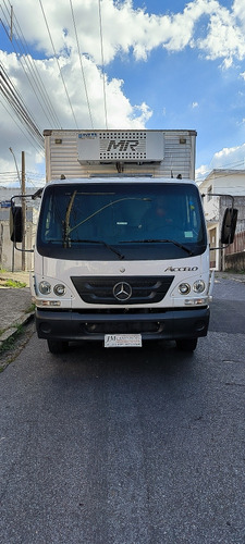 Mercedes Benz  Accelo 1016