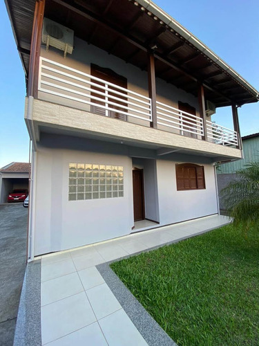 Casa Toda Mobiliada Com Moveis Sob Medida Em Içara