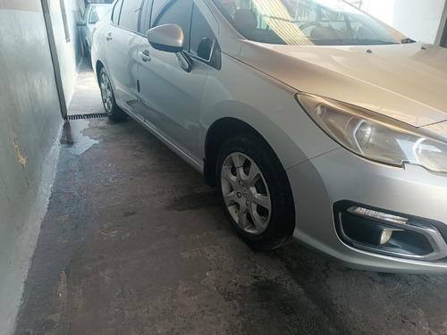 Peugeot 408 1.6 Active