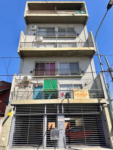 Duplex En Alquiler De 3 Ambientes Con Cochera En Berazategui Centro