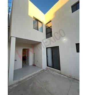 Imagen 9 de 15 de Se Renta Bonita Casa Frente A Parque Semi-equipadasa