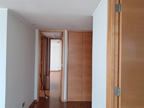 Departamento En Arriendo De 2 Dorm. En Providencia
