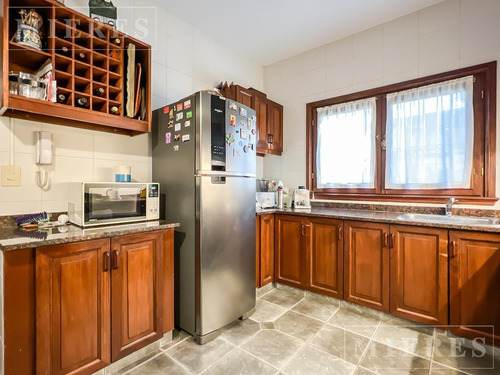 Imagen 6 de 20 de Casa En Venta En Una Planta En Acassuso, Vías A Libertador.