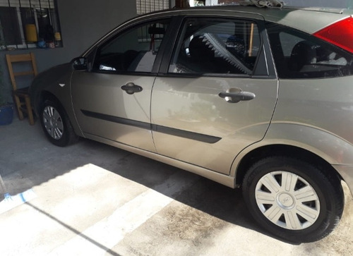 Ford Focus 1.6 Edge Mp3 2008