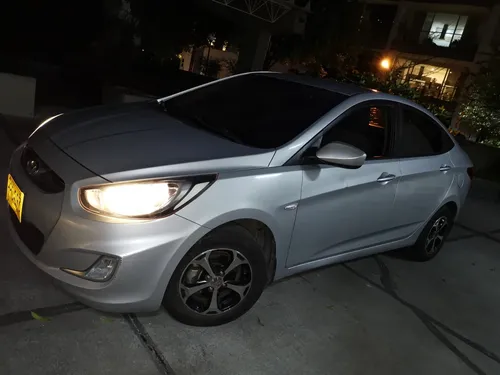 Hyundai Accent 1.6l 5 p