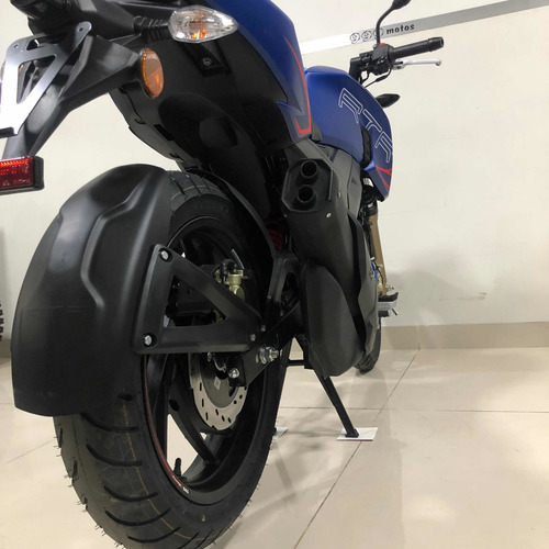 Imagen 13 de 18 de Tvs Rtr 200fi Abs 4v 2023 Naked No Rouser 12/18