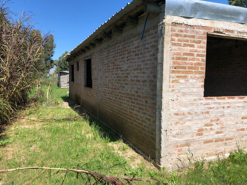 Se Vende Terreno Con Mejoras