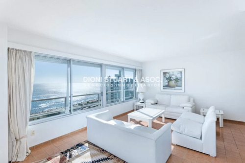 Apartamento En Venta En Playa Mansa De 3 Dormitorios + Dependencia - Torre Jefferson - Complejo Lincoln Center