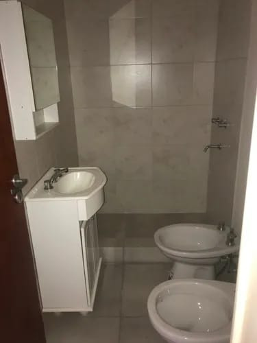 Imagen 6 de 7 de Monoambiente En Venta - Haedo Centro