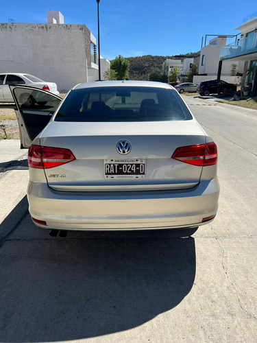 Volkswagen Jetta 2.5 Comfortline At