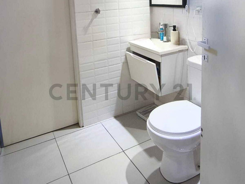Casa En Venta Refaccionada, Moderna Y Funcional