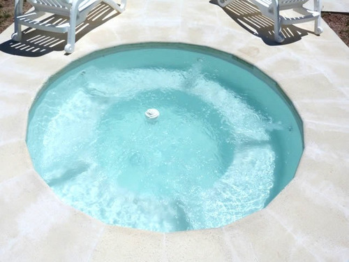 Vendo Piscinas Tankes Cascos ,kit De Instalacion Tankes