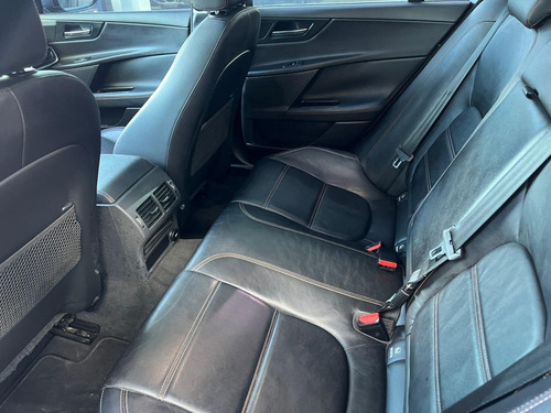 Jaguar Xe 25t 2019