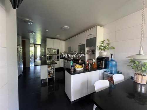 Departamento En Arriendo De 3 Dorm. En Lo Barnechea