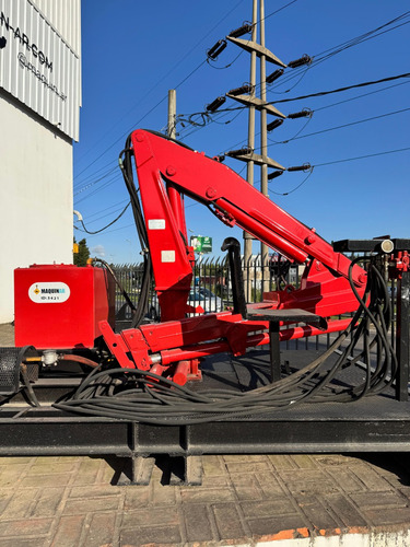 HidrogrĂșa Ferrari M3000s2