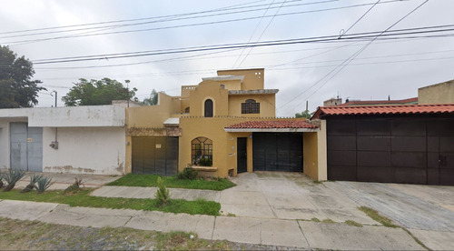 Casa En Venta En Arcos De Guadalupe, Zapopan, Jalisco.