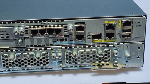 Router Cisco 2921 Con Licencia De Voz Ccna Ccnp (Usado)