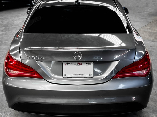 Mercedes-Benz Clase CLA 1.6 180 Cgi Mt