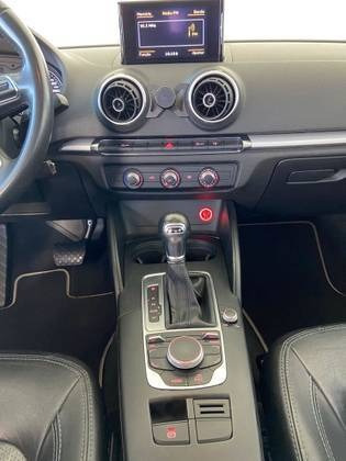 Imagem 11 de 14 de Audi A3 1.4 Tfsi Sedan 16v Gasolina 4p S-tronic