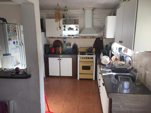 Imagen 3 de 13 de Vendo O Permuto Casa En Dolores Soriano