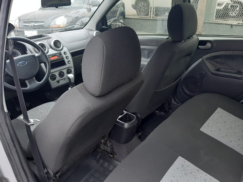 Imagem 2 de 14 de Ford Fiesta Hatch 1.6 Flex