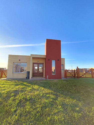 Casa En Pedregales De San Vicente