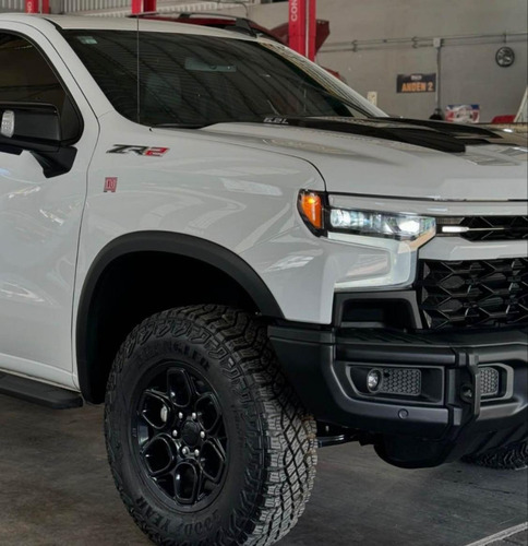 Chevrolet Cheyenne 6.2 Doble Cab Zr2 Bison 4X4 At