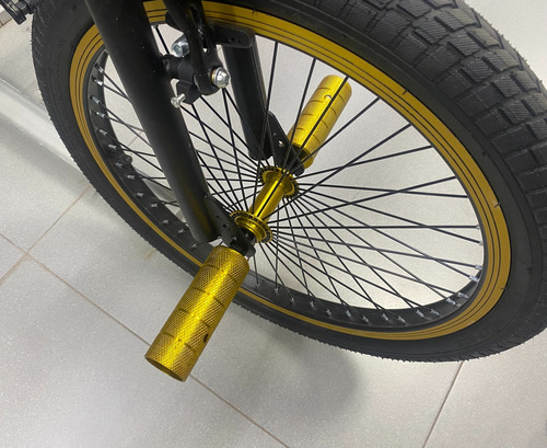 Rin 20 Bicicleta Bmx Chill Freestyle Rotor 4 Diablos En Caja Negro (Usado)