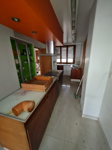 Imagen 6 de 26 de Floresta , Miramar 4200, Casa De 4 Ambientes Para Refaccionar 165 M2 Cub. Fondo Atras