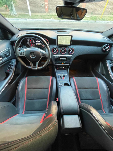 Imagen 19 de 25 de Mercedes Benz A45 Amg