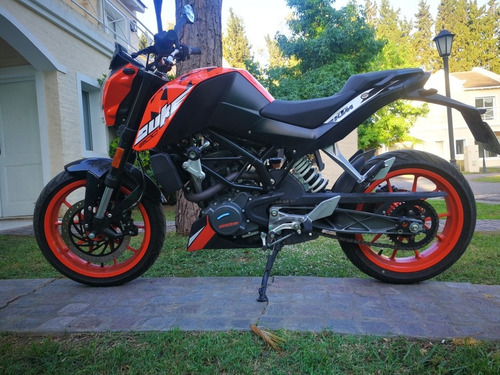 Imagen 1 de 9 de Moto Ktm Duke 200cc En Garantia