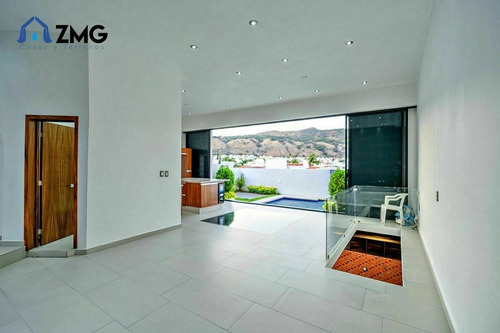 Casa Con Alberca Zona Bosques De Santa Anita