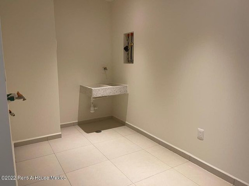Imagen 6 de 18 de Departamento En Renta En Interlomas En Manigua 233515 Cmb